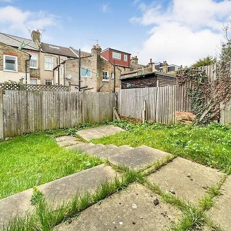Newly Refurbished 3 Bed House Near London O2 Arena Villa Dış mekan fotoğraf